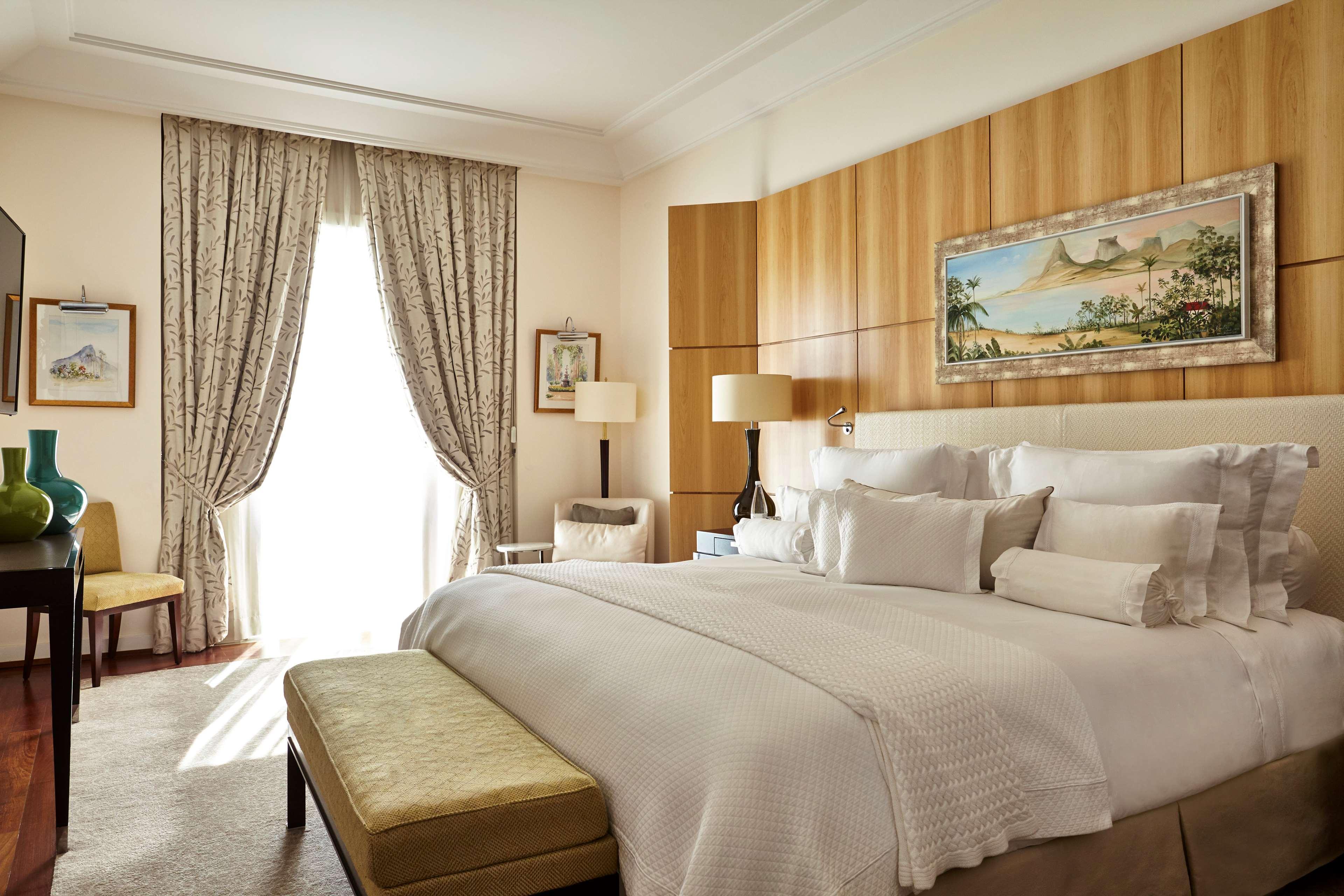 Copacabana Palace, A Belmond Hotel, 리오데자네이루 외부 사진 A bedroom at the Four Seasons Hotel